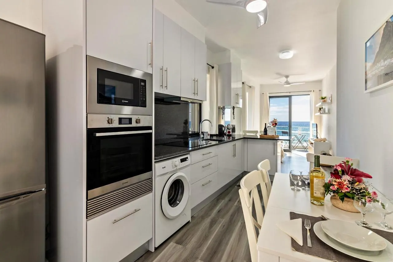 Casa Homem Do Mar Paul do Mar  Holiday home